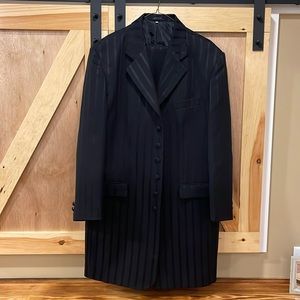 Uomo by Phita. Successor 42R sport coat & 36/32 pant. Worn once.